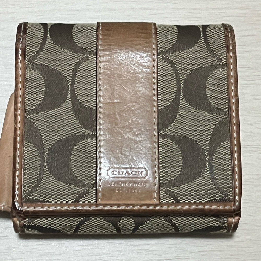 Coach Signature Brown Wallet